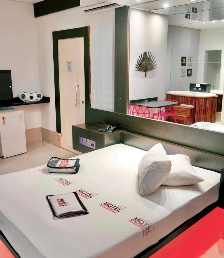 Restinga Motel Asturias מראה חיצוני תמונה