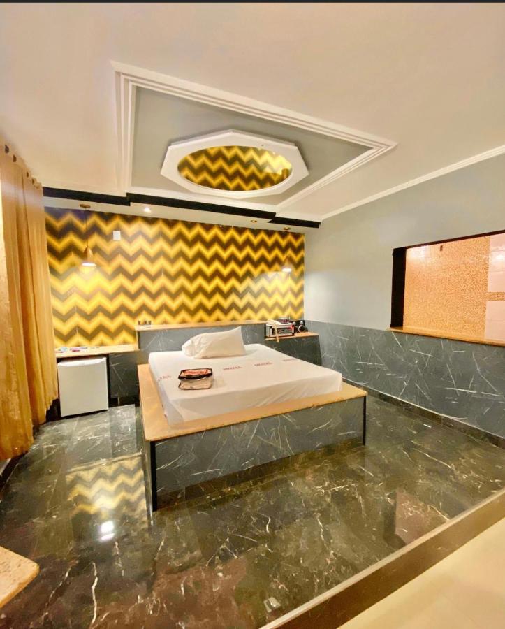 Restinga Motel Asturias מראה חיצוני תמונה