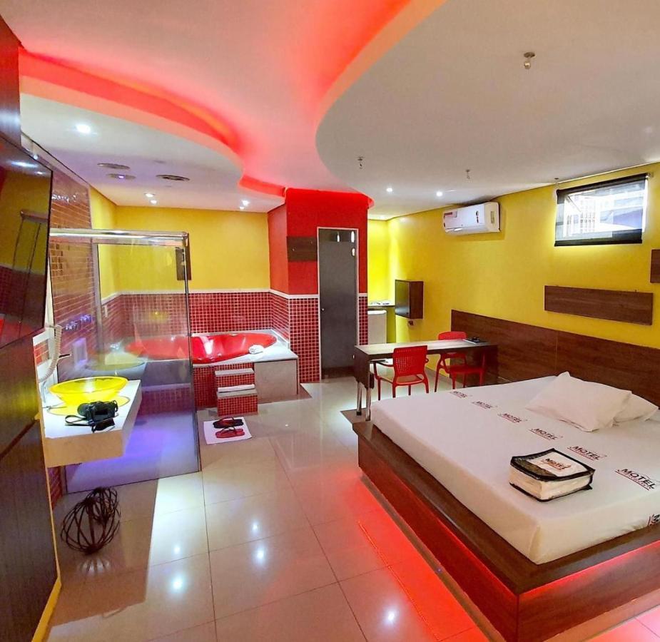 Restinga Motel Asturias מראה חיצוני תמונה